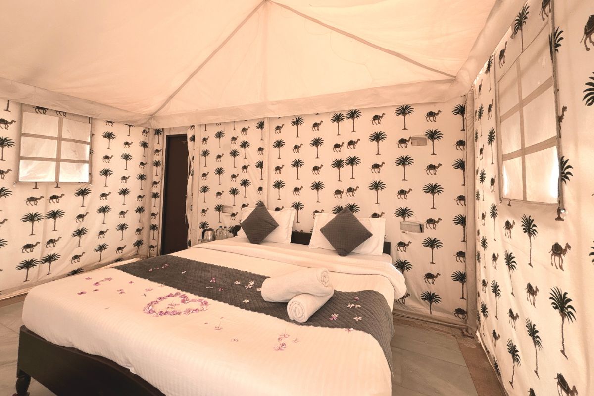 Deluxe Swiss Tent